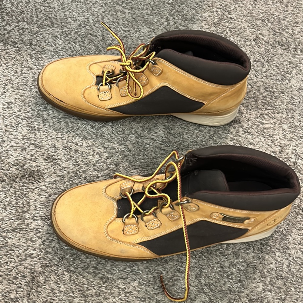 Timberland Boots - Picture 3 of 12